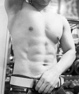 八条店長初めての自撮り編